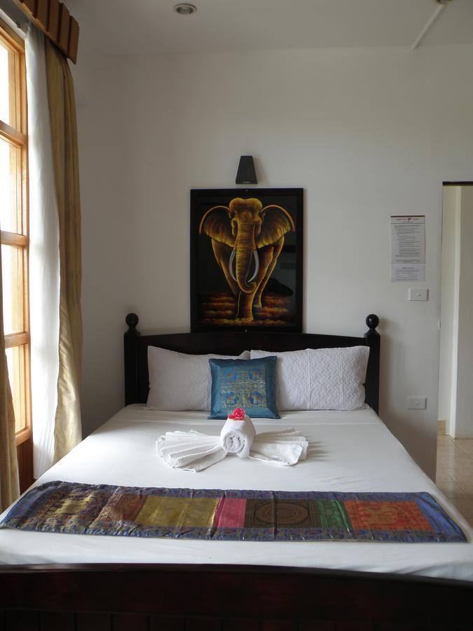Tagimoucia House Hotel سوفا المظهر الخارجي الصورة